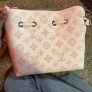 LOUIS VUITTON Bella Pink Jasmin Mahina Bag